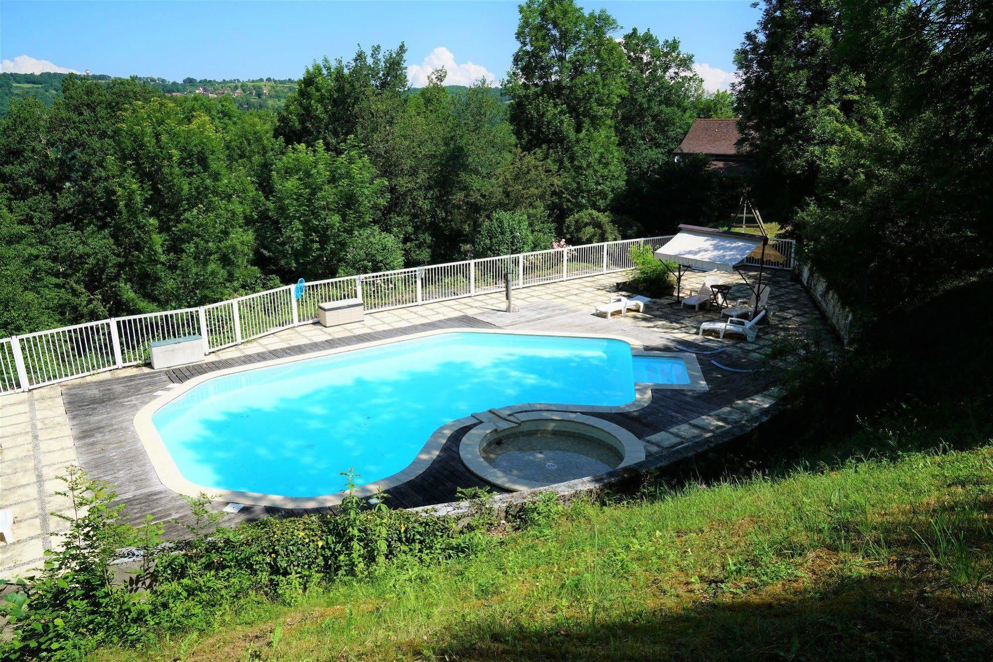 Hotel Restaurant Le Murier De Viels - Grand Figeac Causse-et-Diege Eksteriør bilde